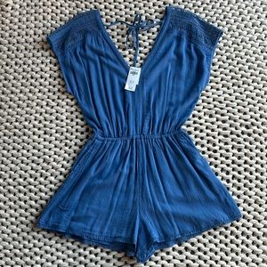 ABERCROMBIE AND FITCH ROMPER [S]